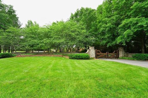 6724 Horse Shoe Cir, Gainesville GA 30506 exterior