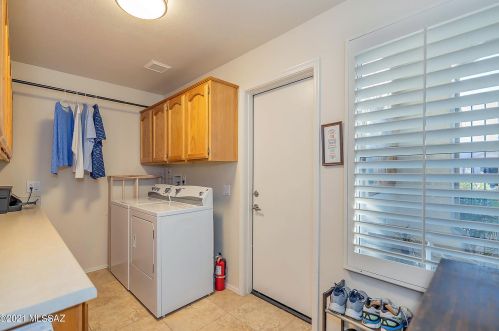 65872 Rocky Path Dr, Tucson AZ 85739-1624 exterior