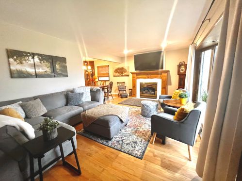 6053 21st St, Milwaukee WI  53221-5052 exterior