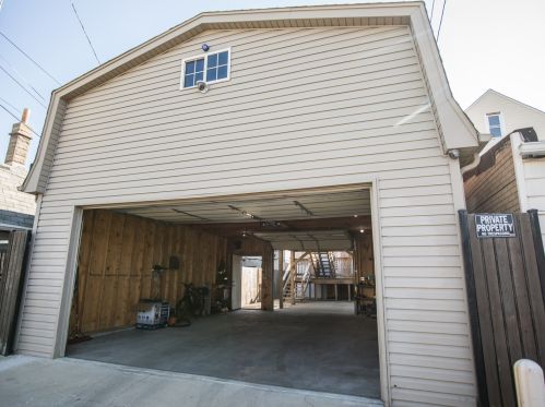 2172 Mango Ave, Chicago IL 60639-2312 exterior