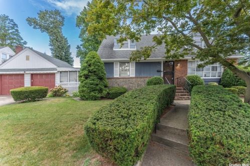 131 Bucknell Rd, Valley Stream, NY 11580-5329