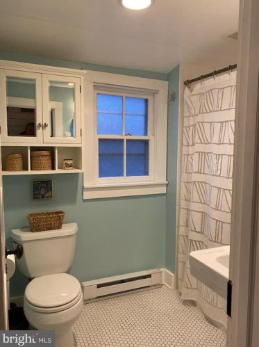 6819 Hopkins Nck Rd, Easton MD 21601-7702 exterior