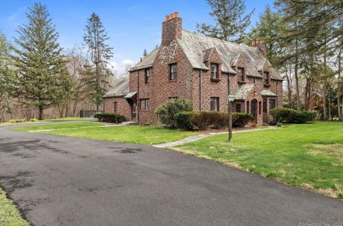 180 Palisado Ave, Windsor, CT 06095-2028