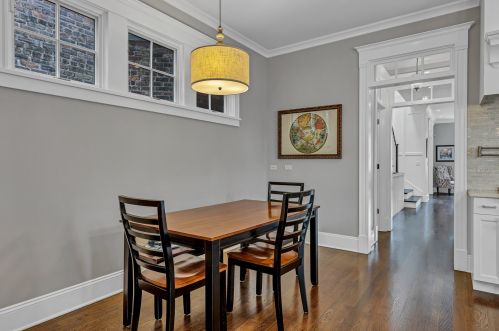 3800 Paulina St, Chicago IL 60609-2057 exterior