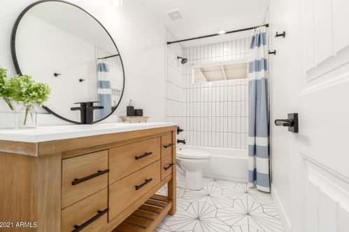 500 Aspen Dr, Chandler AZ  85226-2718 exterior