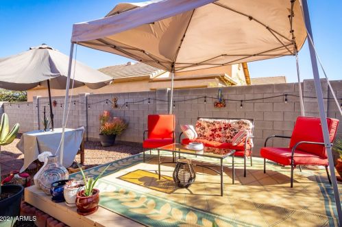 1207 Carson Rd, Phoenix AZ 85041-6615 exterior