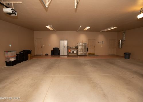 5575 Camino De Oeste, Tucson AZ 85742-9676 exterior