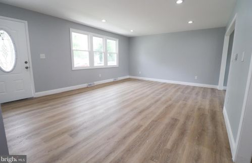 33 Independence Blvd, New Castle, DE 19720-4457