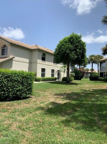 7762 Gardner Dr, Naples, FL 34109-0624