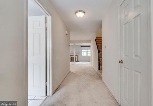 11352 Empire Ln, Rockville MD 20852-2870 exterior