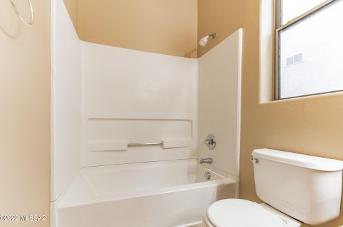 3538 Drexel Manor Stra, Tucson AZ  85706-1985 exterior