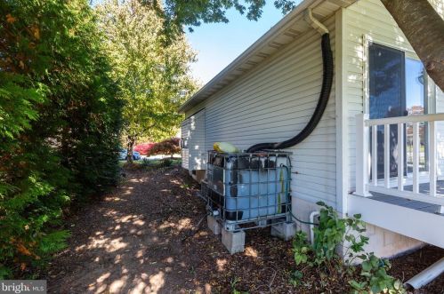 416 Lexington Way, Littlestown PA 17340-1567 exterior