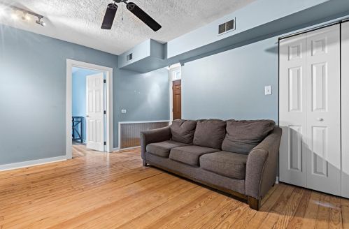 133 Pius St, Pittsburgh PA 15203-1618 exterior