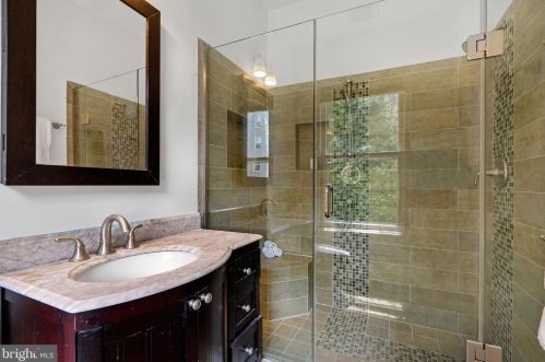 2141 N St, Washington DC 20005-5202 exterior