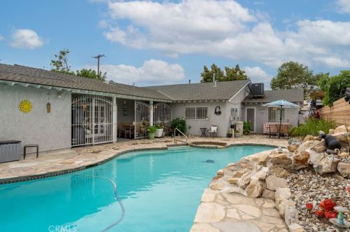 16822 Ardmore Ave, Bellflower CA 90706-6625 exterior