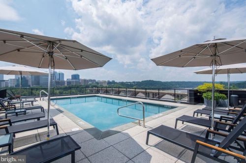 3303 Water St, Washington DC 20007-3509 exterior