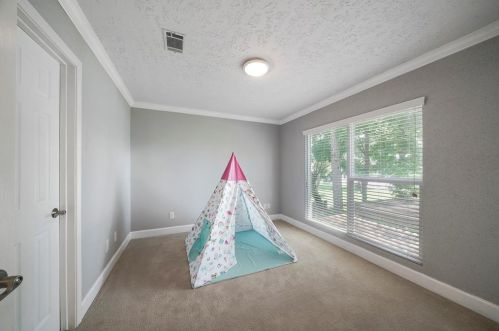 2811 Pne Arbor Dr, Montgomery TX 77356-5426 exterior