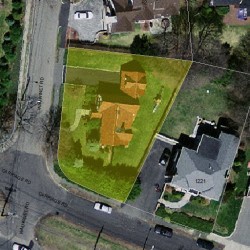 78 Wauwinet Rd, Newton MA 02465-2956 aerial view