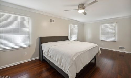 7 Deerwood Trl, Warren NJ  07059-5559 exterior