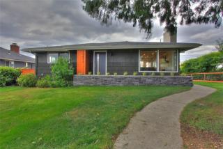 10892 Cornell Ave, Seattle, WA 98178-3109