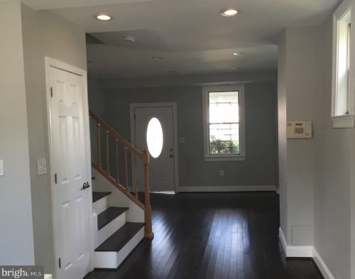 1643 L St, Washington DC  20002-3019 exterior