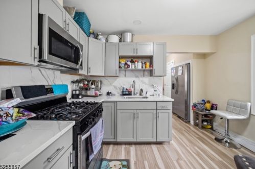 1289 Avy St, Industrial Hillside NJ 07205-2213 exterior