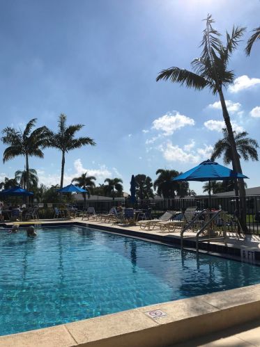 201 Country Ln, Boynton Beach FL 33435-1551 exterior