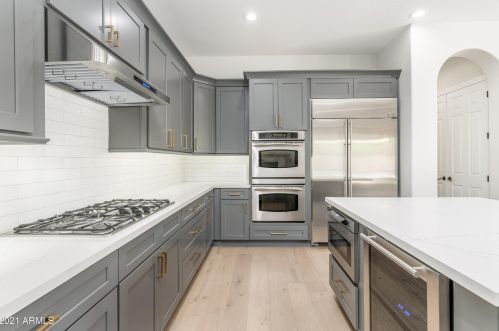 23217 39th Ter, Phoenix AZ  85050-5412 exterior