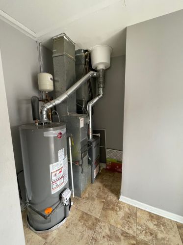 3140 Whipple Dr, Chicago IL  60803-5880 exterior