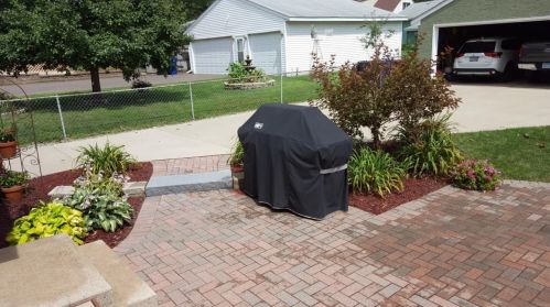 1606 Hazel St, Saint Paul MN 55119-4230 exterior