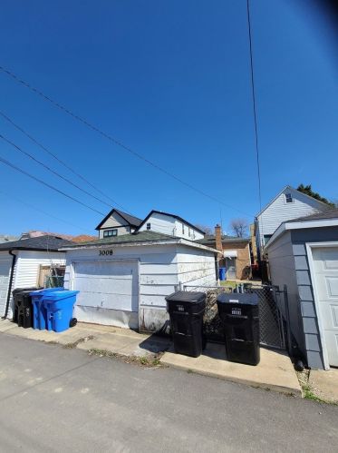 3008 Spaulding Ave, Chicago IL 60651-4224 exterior