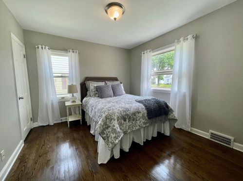 3347 77 St, Milwaukee WI 53219-3818 exterior