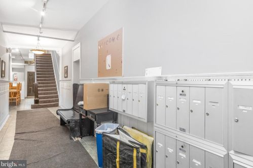 3155 Mount Pleasant St, Washington DC 20010-2784 exterior