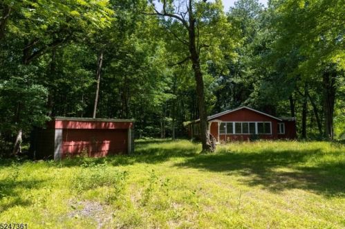 85 Appletree Row, Berkeley Heights NJ 07922-2403 exterior