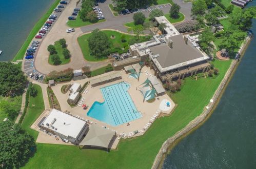 12222 Hawthorne Dr, Montgomery TX 77356-5449 exterior