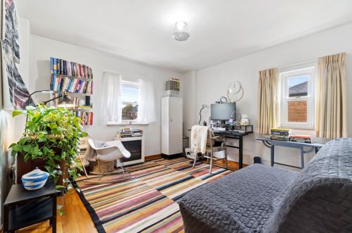 7205 Mcclure Ave, Pittsburgh PA  15218-2307 exterior