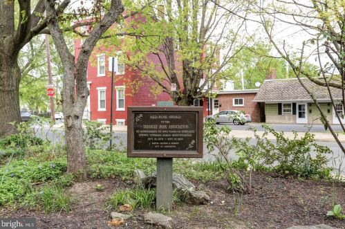 249 New Holland Ave, Lancaster PA 17602-2301 exterior