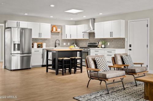 17819 42nd Pl, Phoenix AZ  85032-1716 exterior