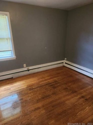 948 Old Colony Rd, Meriden CT  06451-7920 exterior