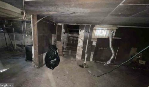 3127 G St, Washington DC 20002-4212 exterior