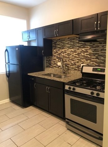 6428 Eberhart Ave, Chicago IL 60637-2403 exterior