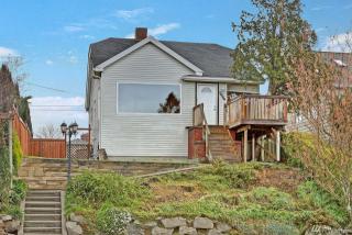 5036 37th Ave, Seattle WA  98118-1985 exterior