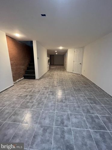 4037 8th St, Philadelphia PA 19140-2233 exterior