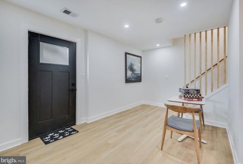 17 Ritchie Ave, Silver Spring MD  20910-5109 exterior