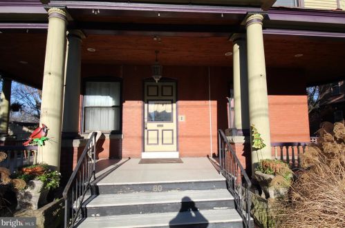 80 5th St, New Castle, DE 19720-5090