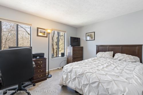 5874 Okemos Rd, Haslett MI 48840-9562 exterior