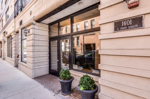 1601 State St, Chicago, IL 60616-1478