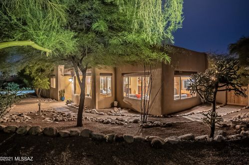 5961 Camino Arturo, Tucson, AZ 85718-2905