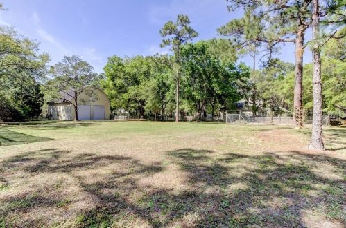 12216 Twin Br Acres Rd, Tampa FL 33626-3711 exterior