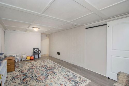 1471 G Ave, Kalamazoo MI 49004-1779 exterior